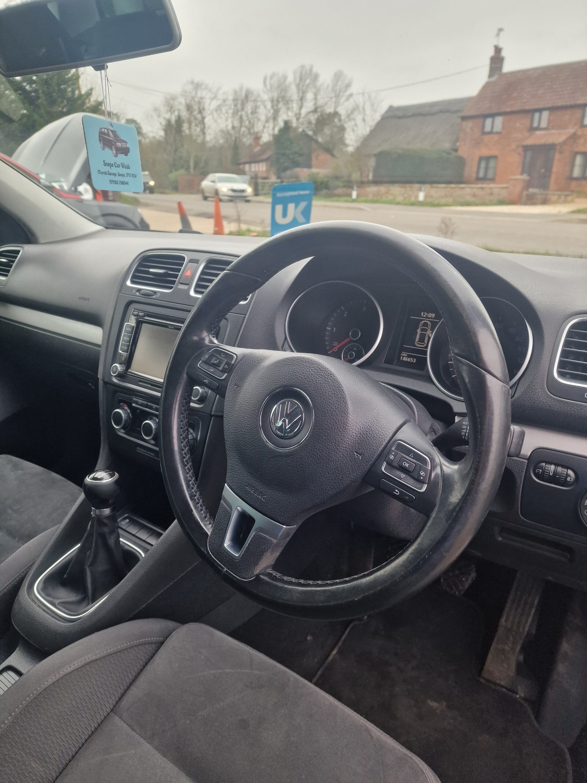 
								2010 Volkswagen Golf 2.0 GT TDI,PACIFIC BLUE, ALCANTARA SEATS full									
